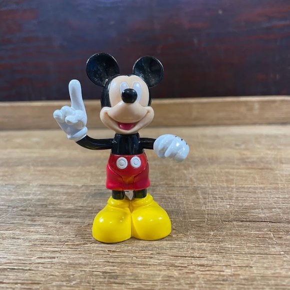 Disney Mickey Mouse Moveable Arms and Legs Plastic Figure Toy - Picture 1 of 4